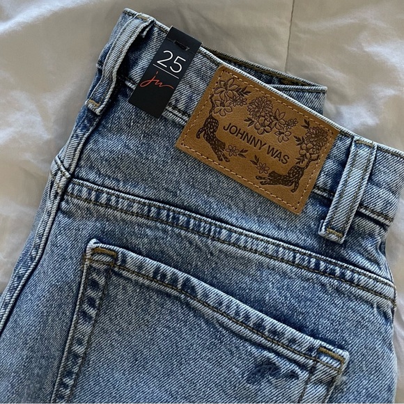 Johnny Was Milan Boot Cut Jeans - Picture 11 of 11